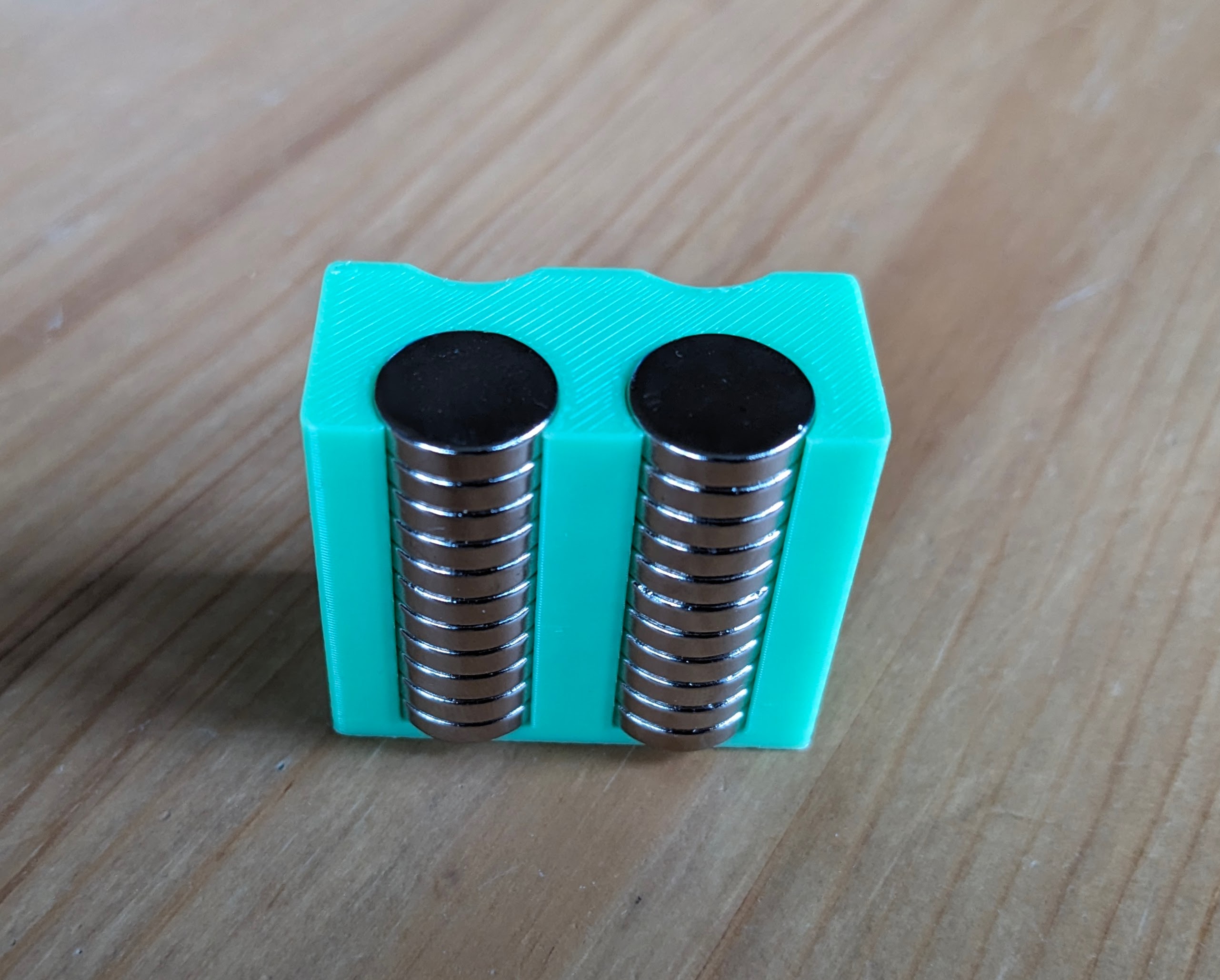 Gridfinity magnet holder for 12mm disc magnets