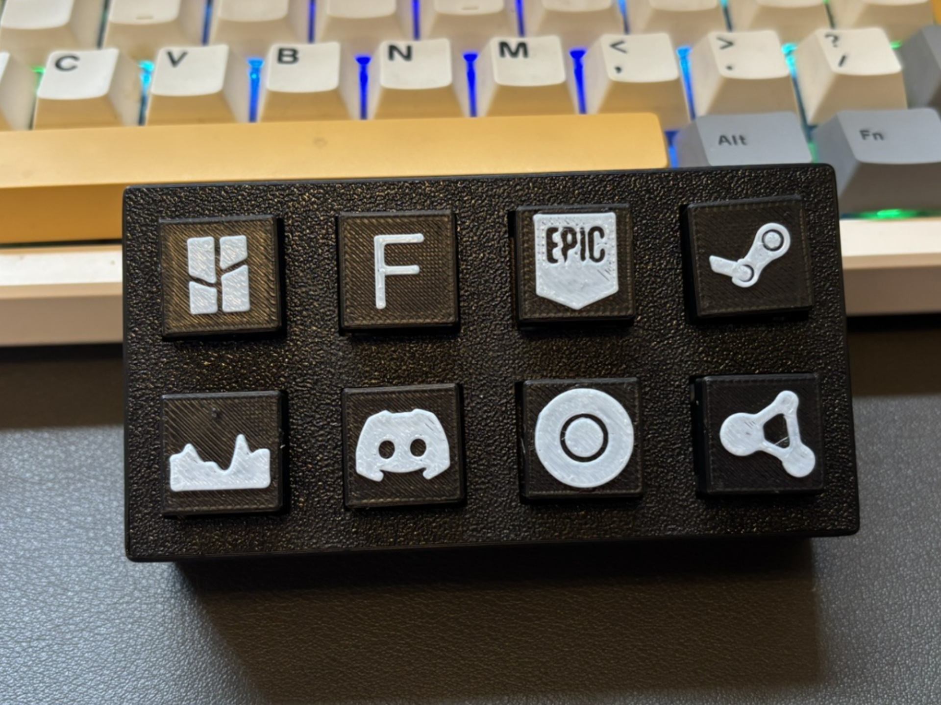 Shortcut key box (No screws!)