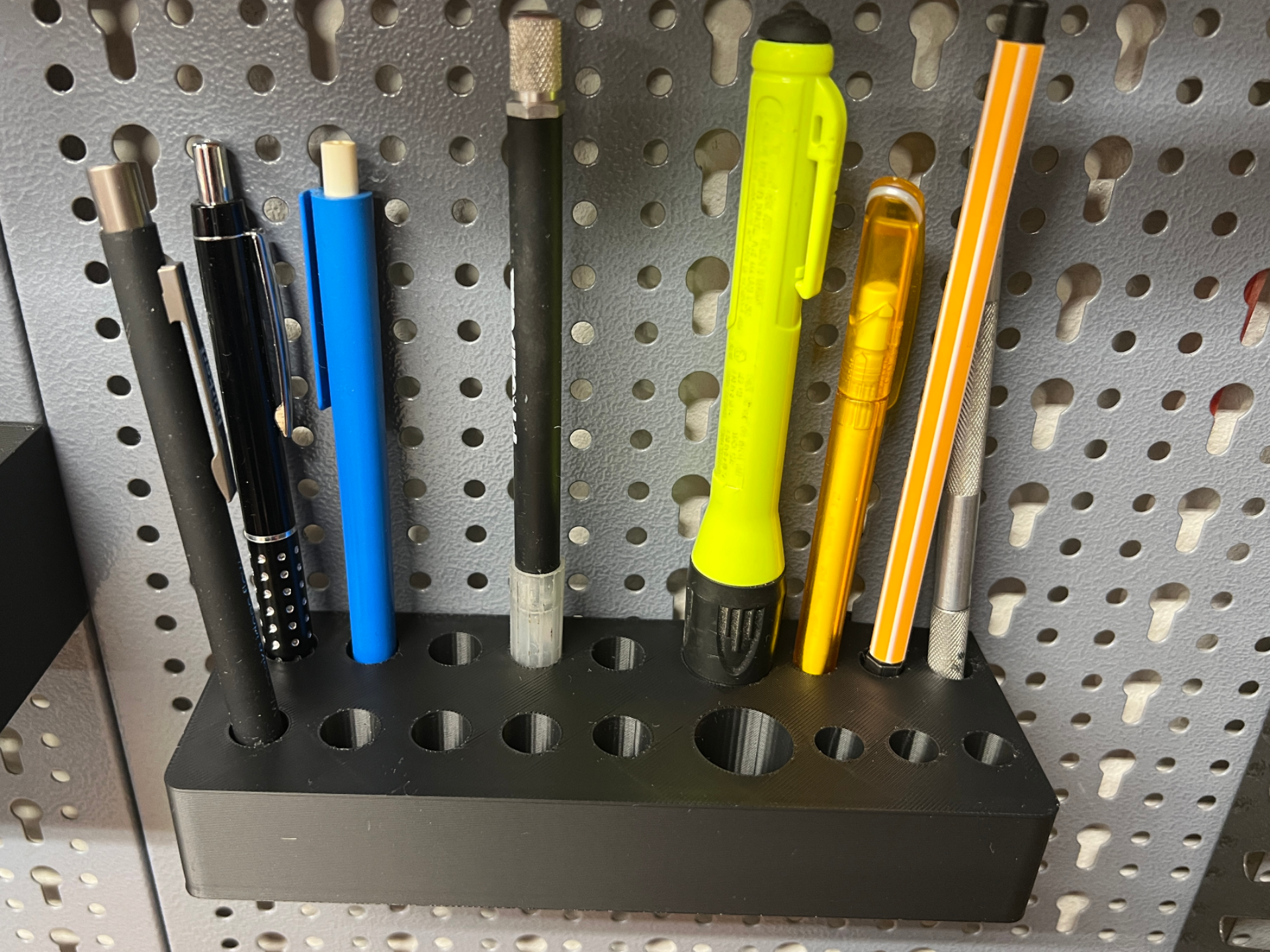 Küpper Lochwand Universal-Stiftehalter