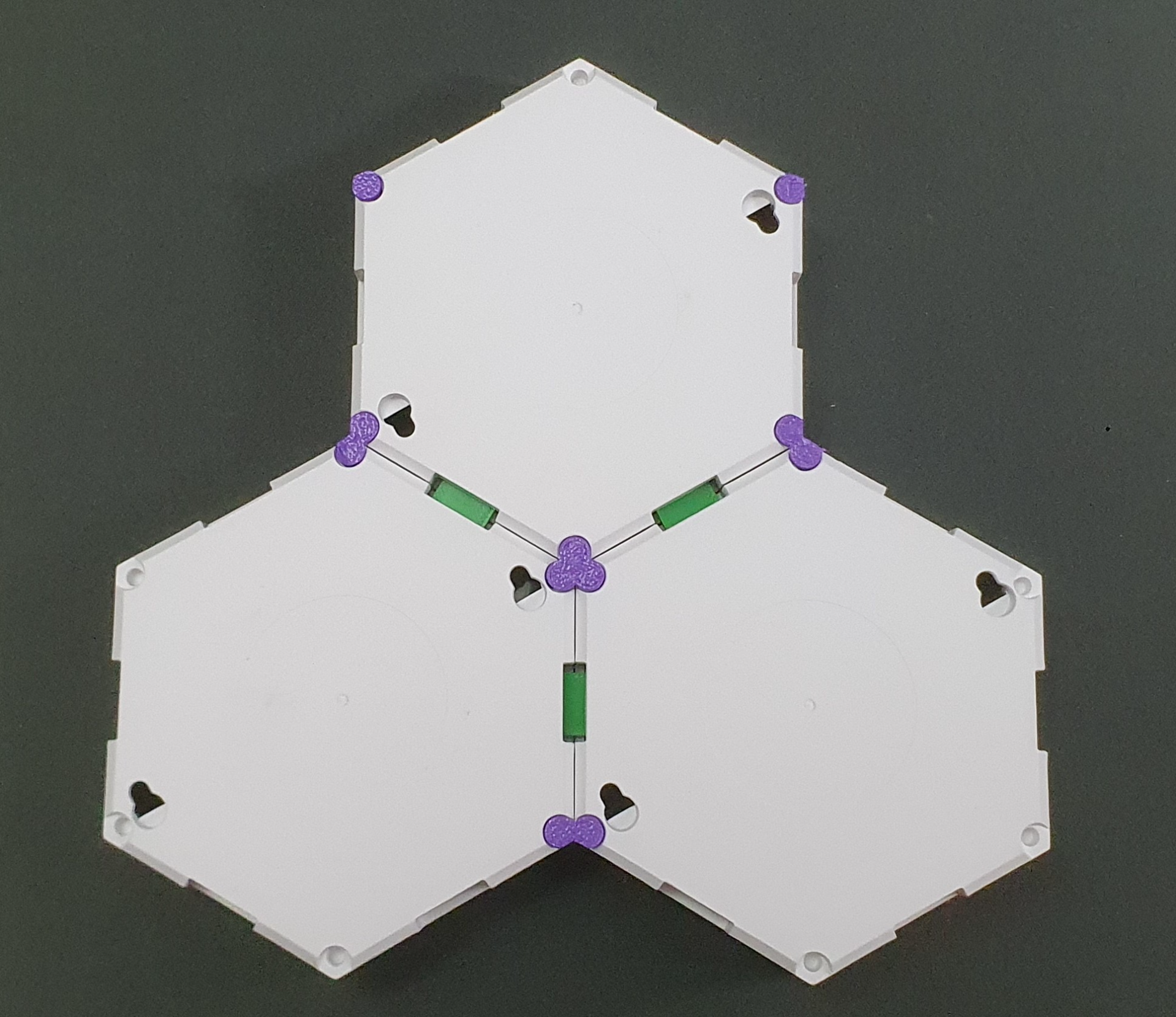 Connector for smart light hexagon panels