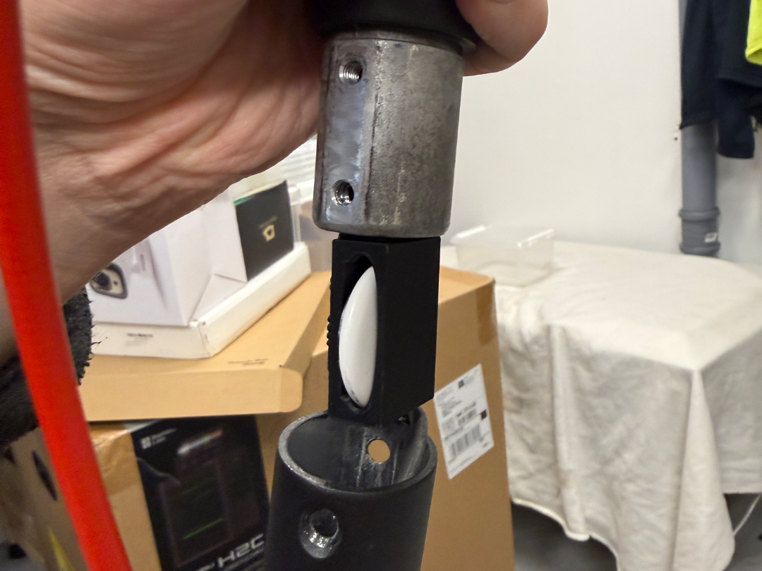 Xiaomi Pro2 Stealth AirTag Holder