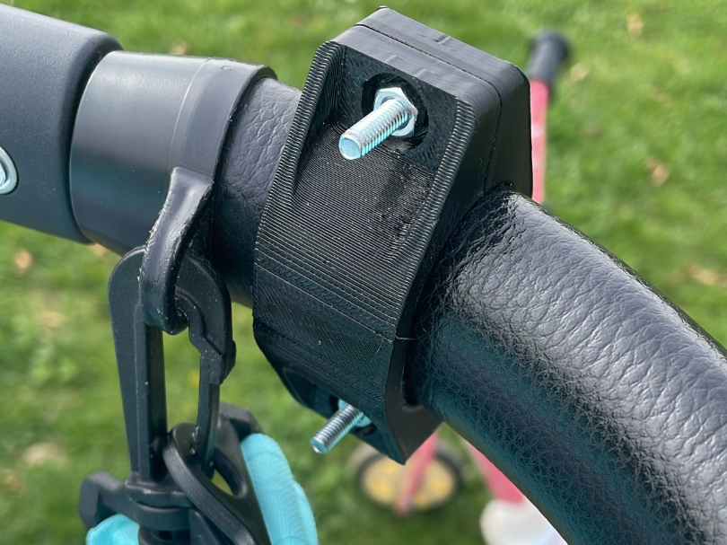 Largo cup holder adapter