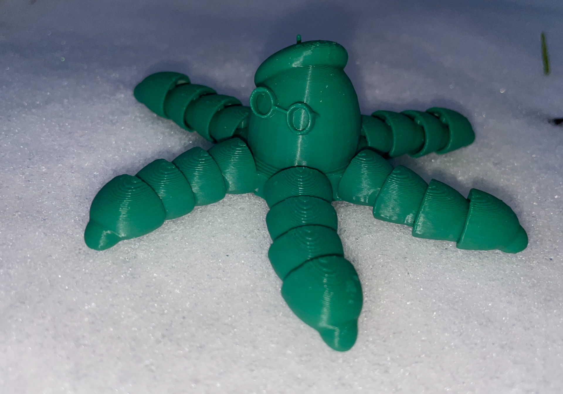 articulated french egg with articulated legs