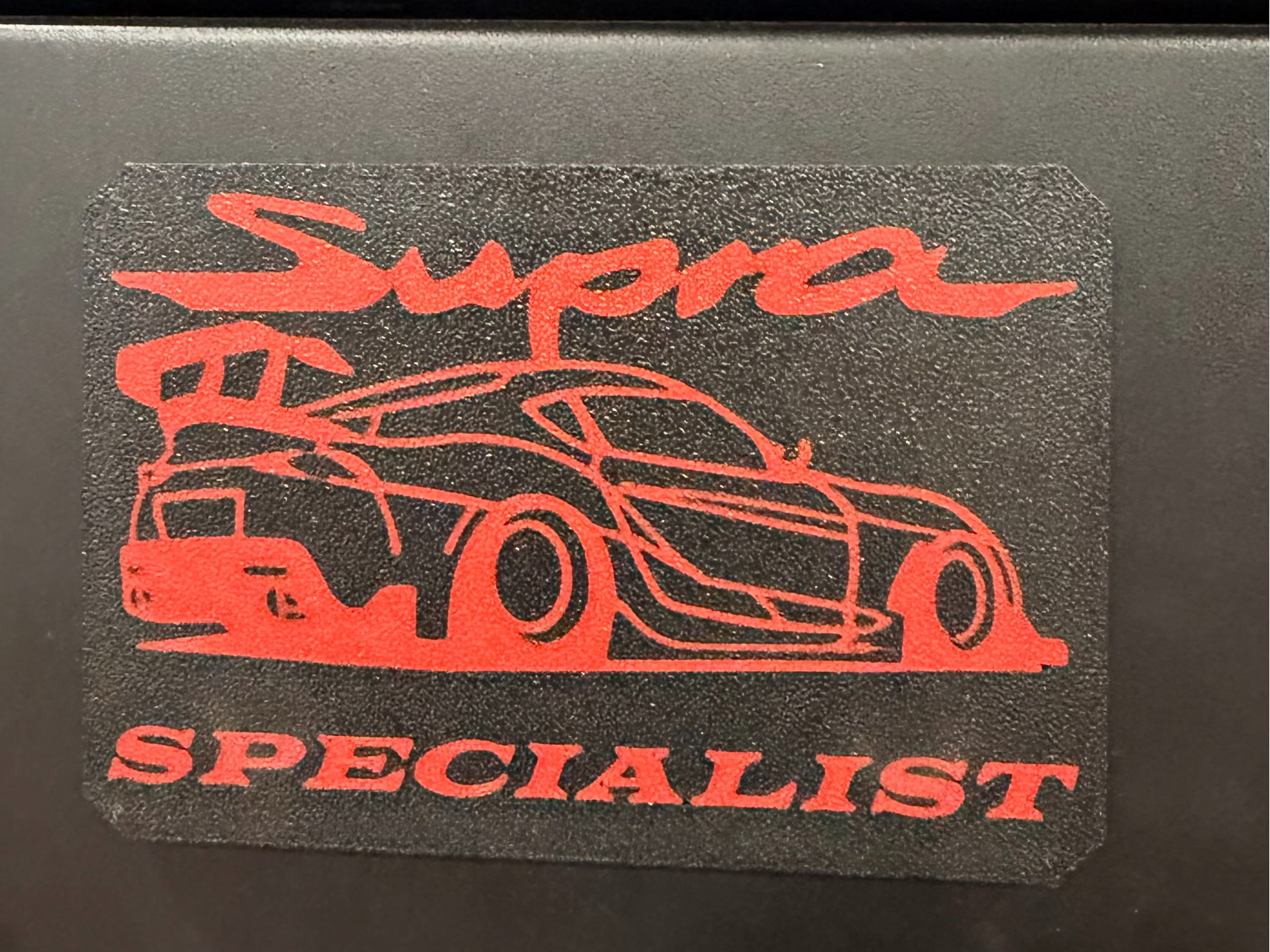 Supra Specialist Plaque