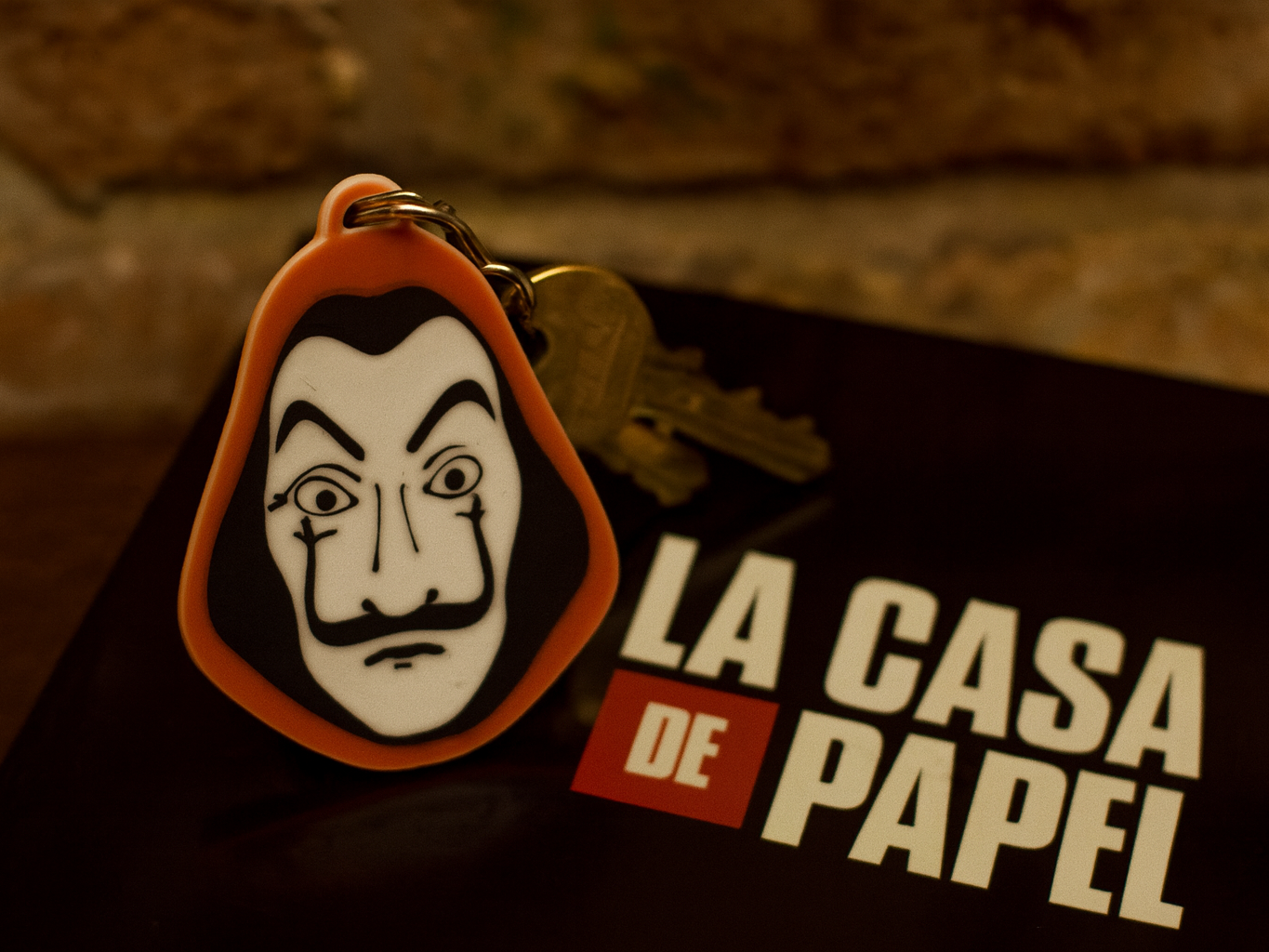 mask la casa de papel keychain