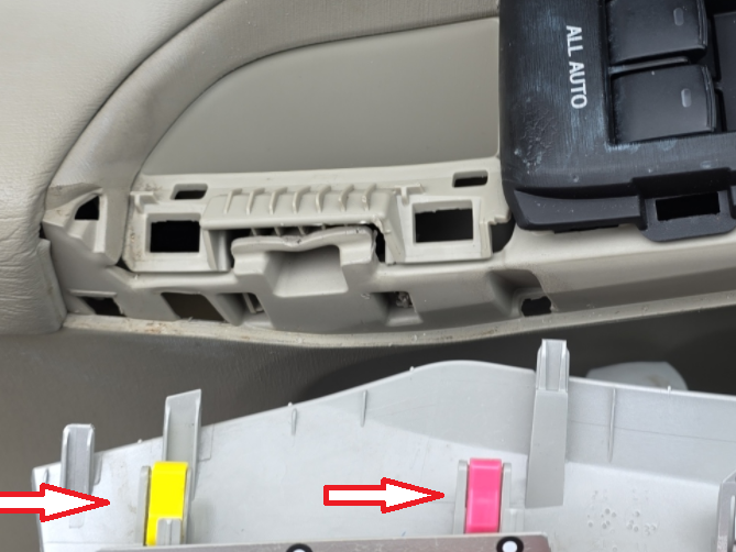 Prius Door Panel Clip