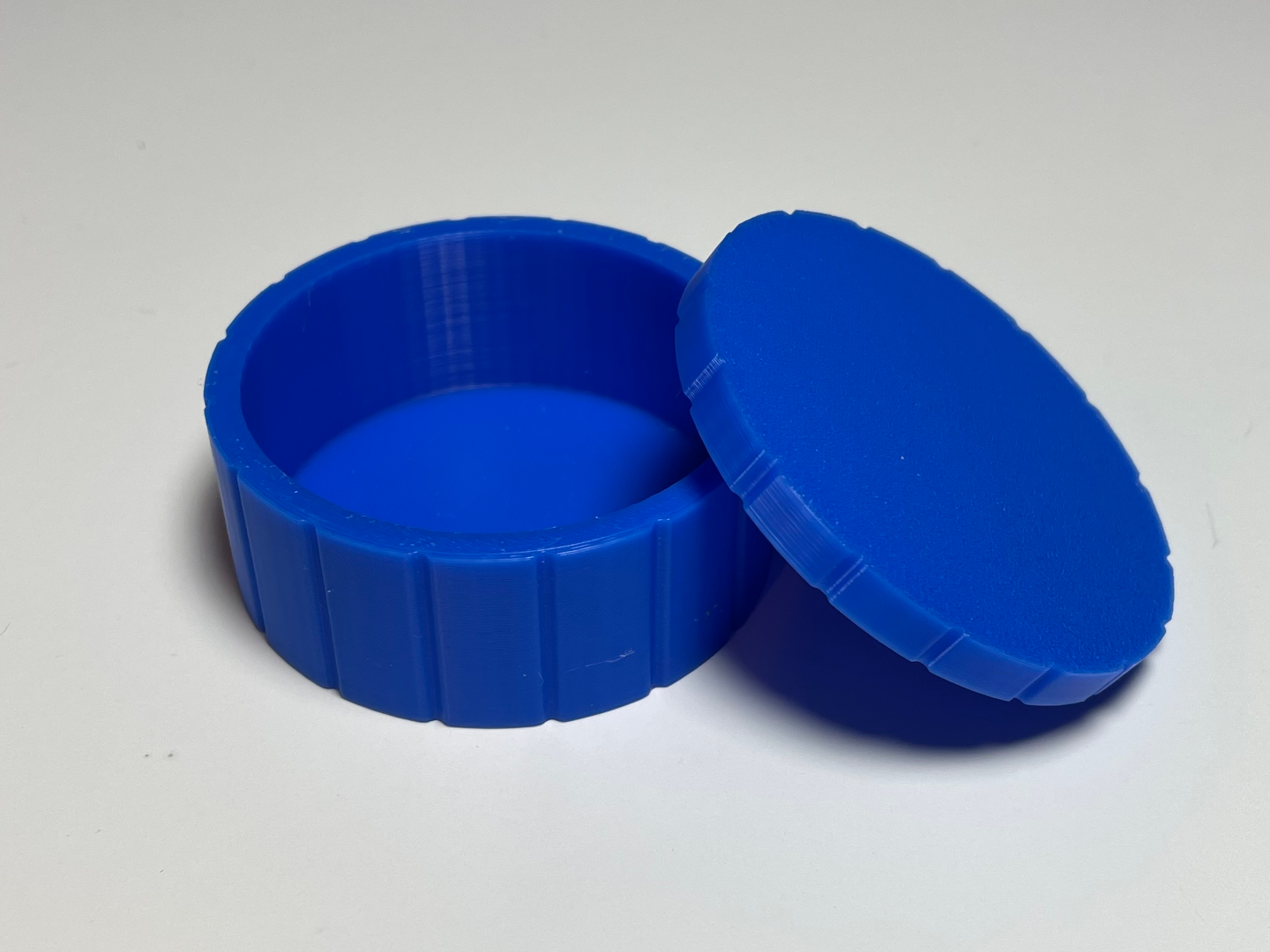 Round Container
