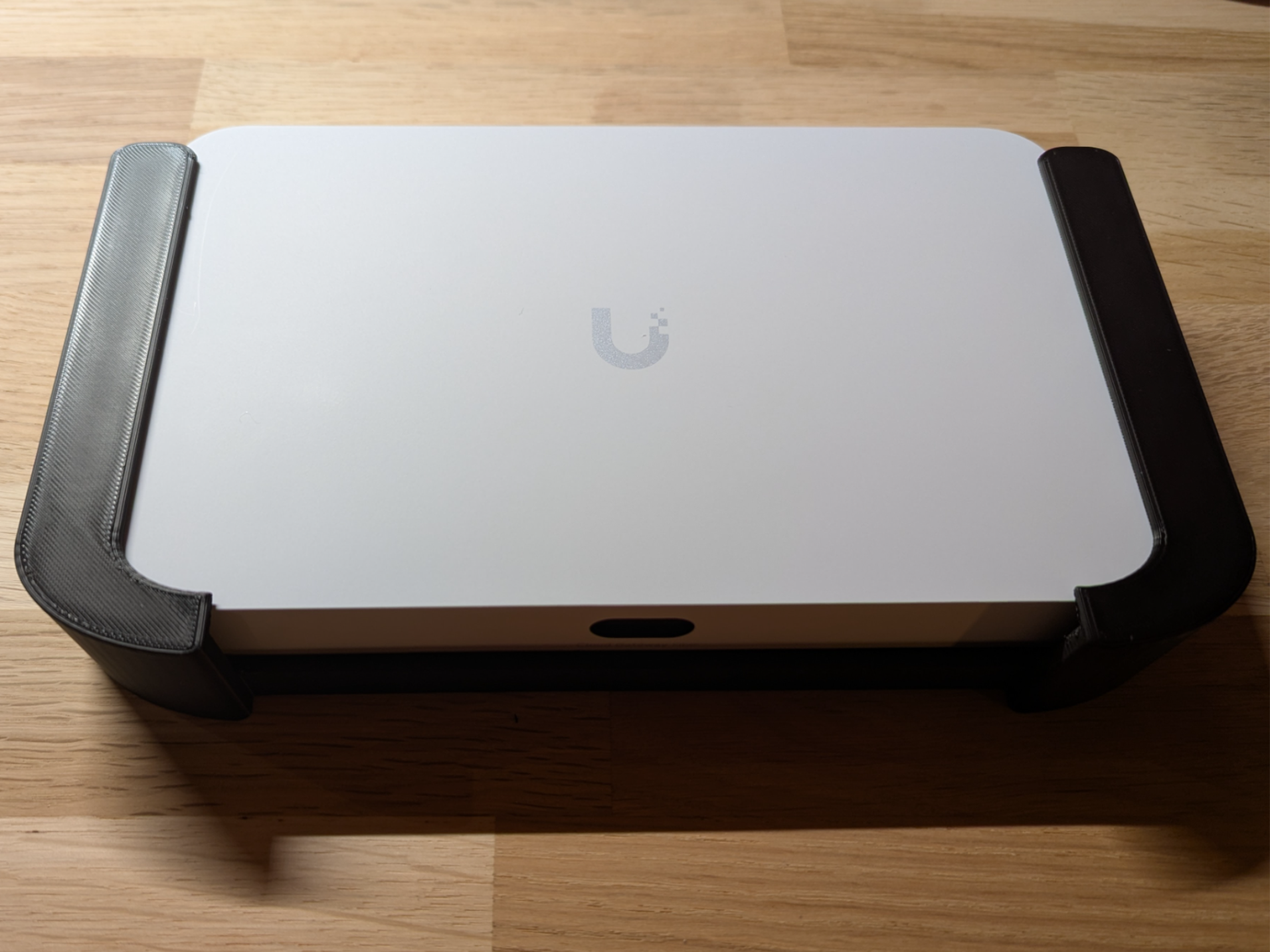 Unifi Cloud Gateway Fiber Wall Mount