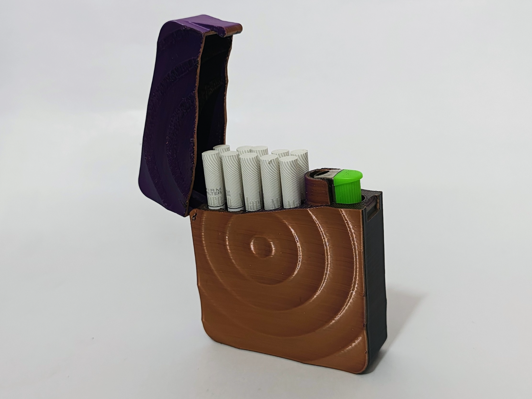 Compact Cigarette Holder with Built‑In Lighter