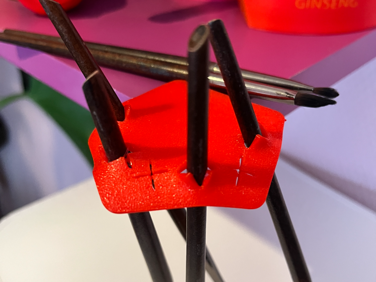 Brushes Drying Rack for Shelves