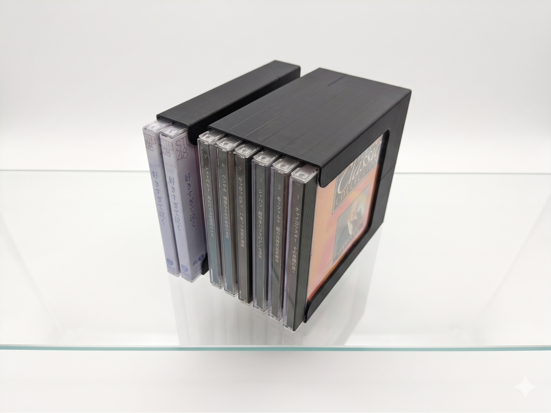 シンプルなCD収納ケース。2枚収納から12枚収納の複数のモデルデータ
