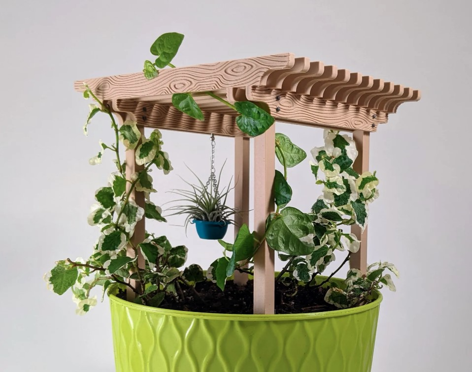 Potted Plant Pergola with Replaceable Posts
