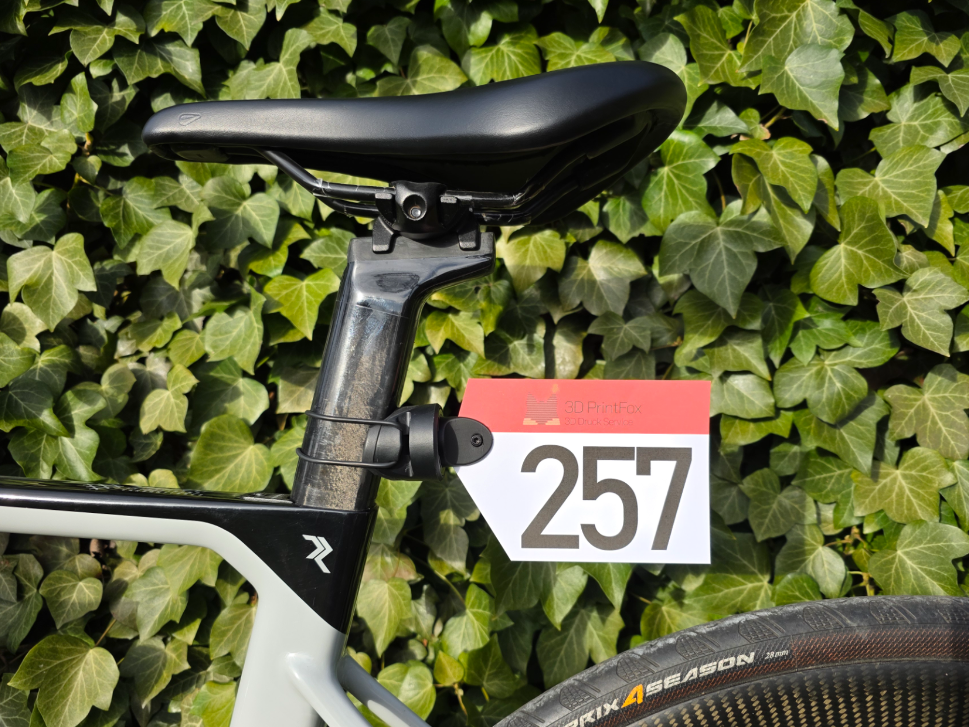Garmin Startnummern Halter Sattelstütze Rennen