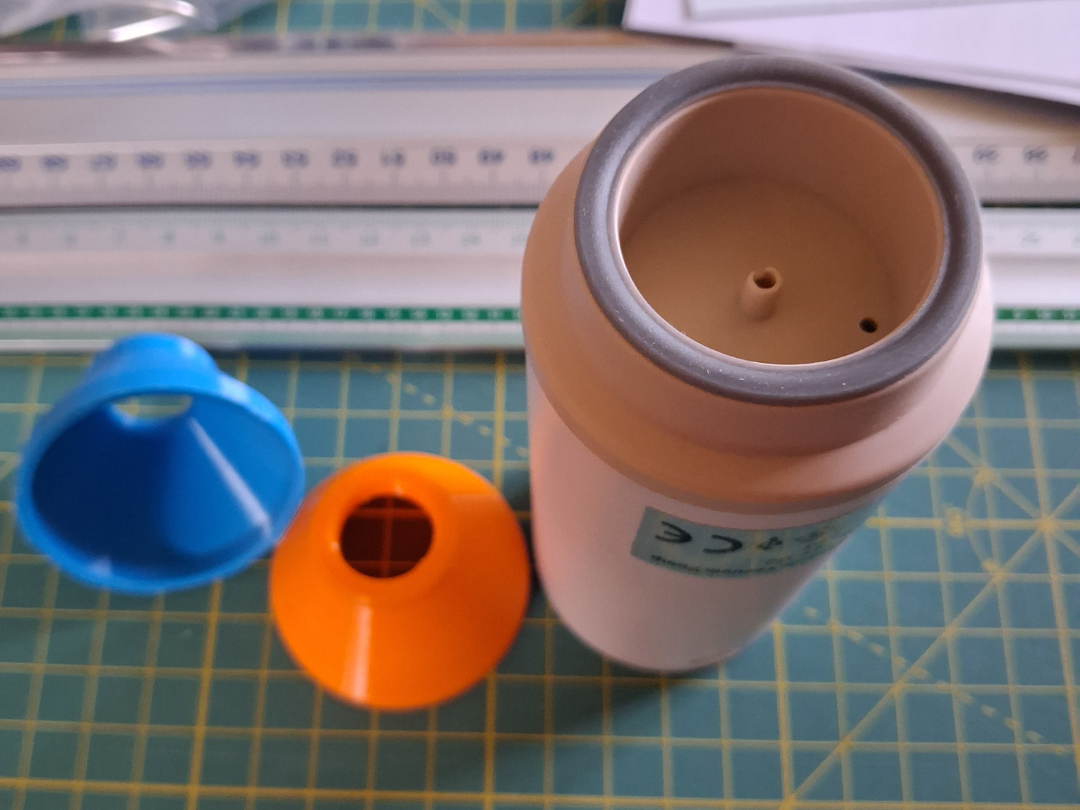 Vacuum pump adapter