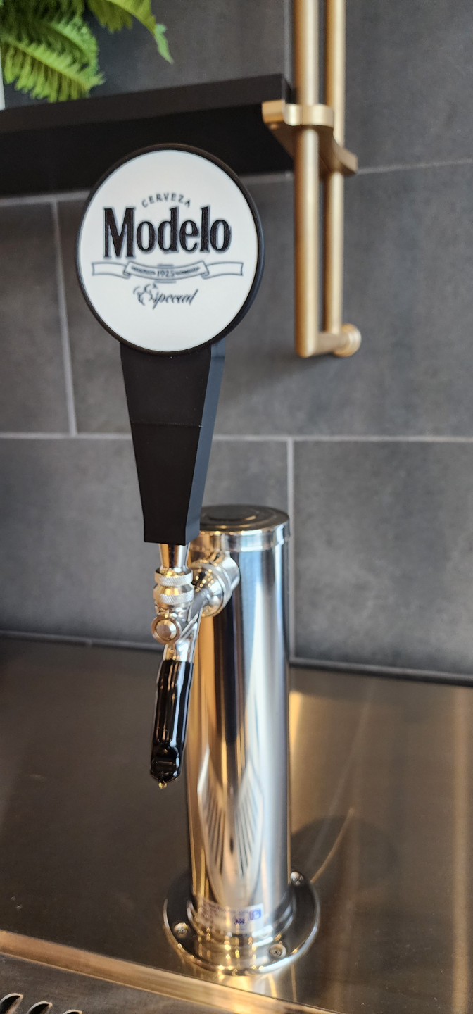 Beer Tap Handle w Changeable Labels (and a blank)