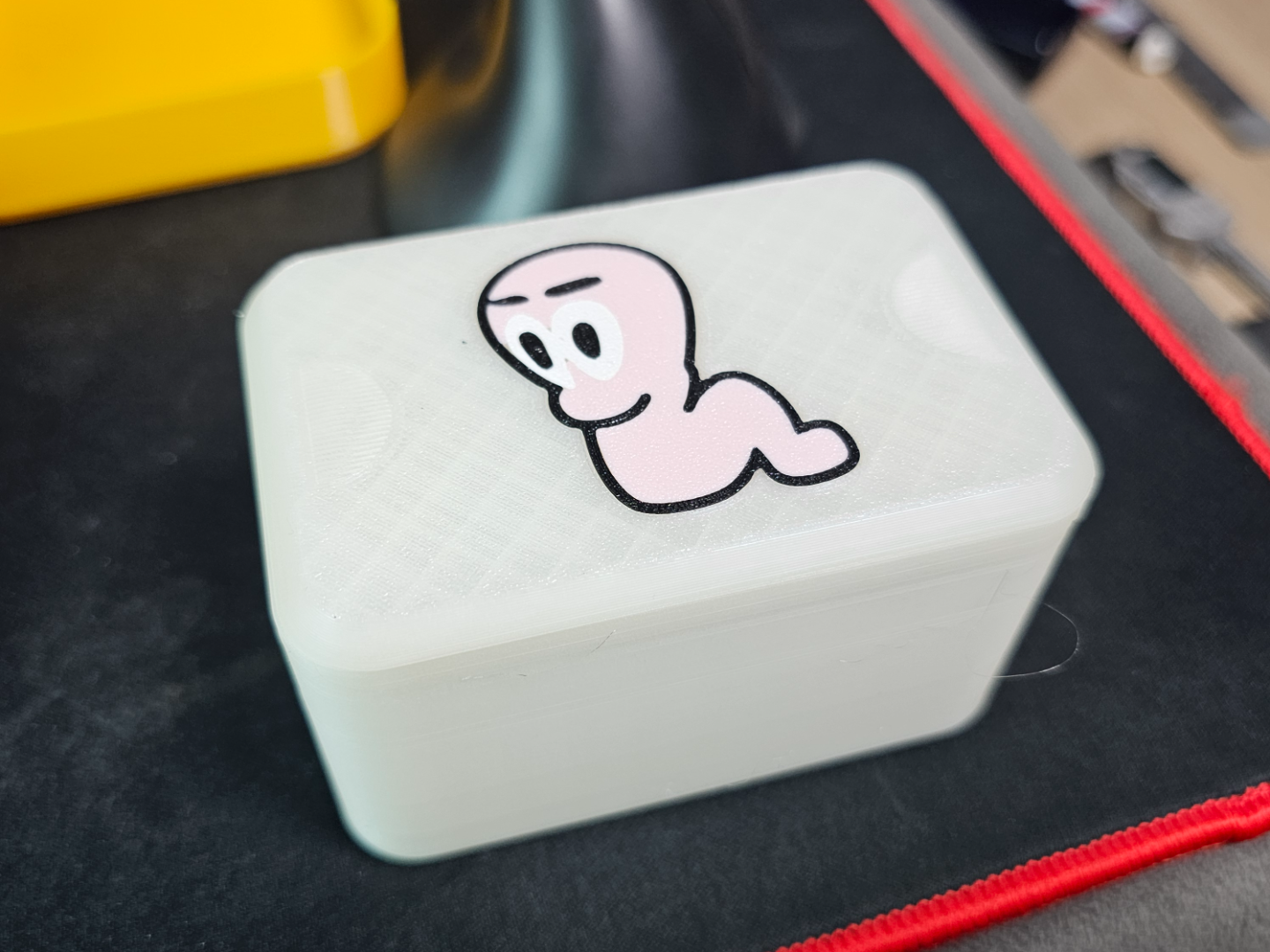 Worms Slide Box