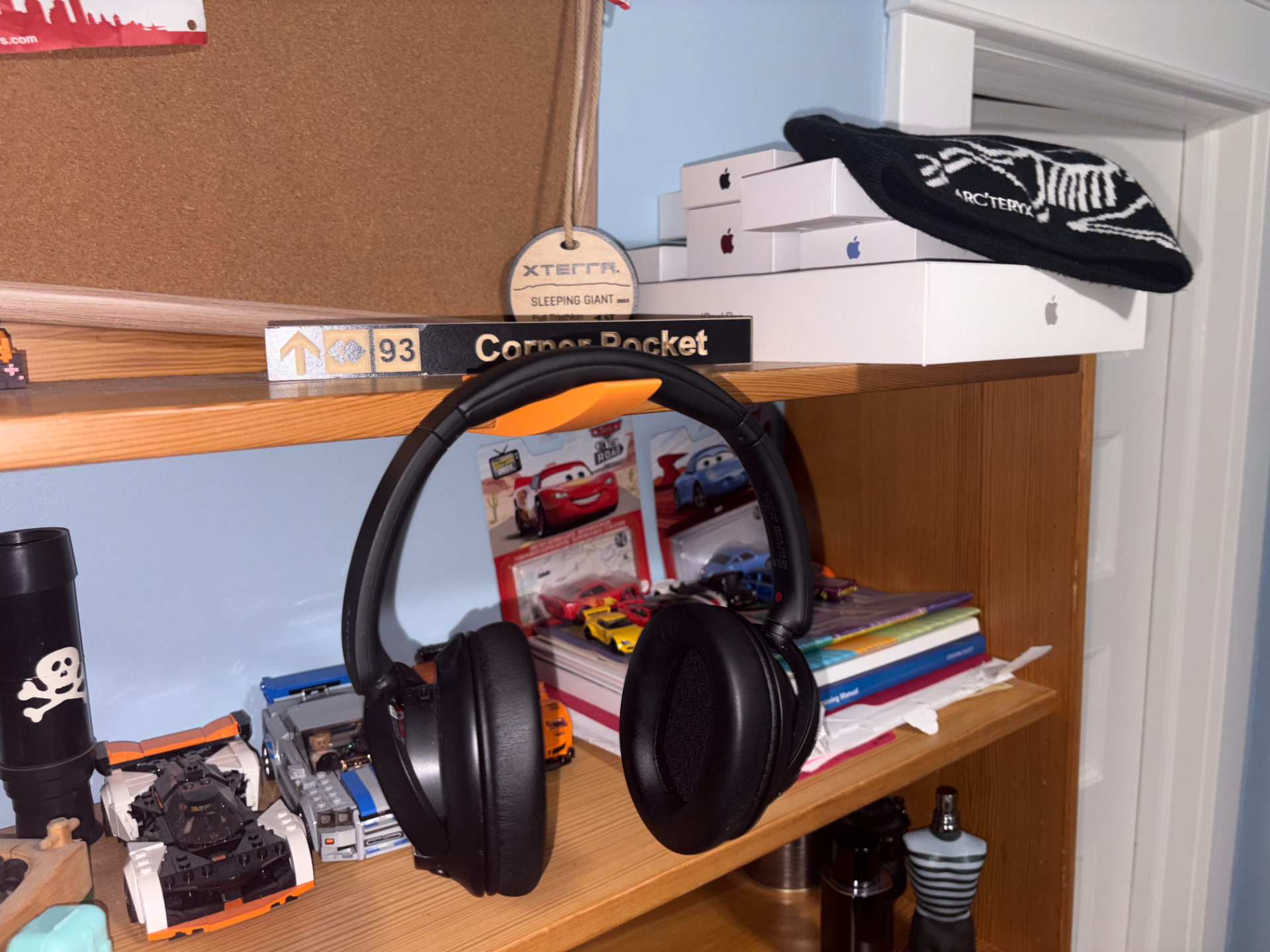 Clamp on Headphone holder (no screws) 16.5mm shelf