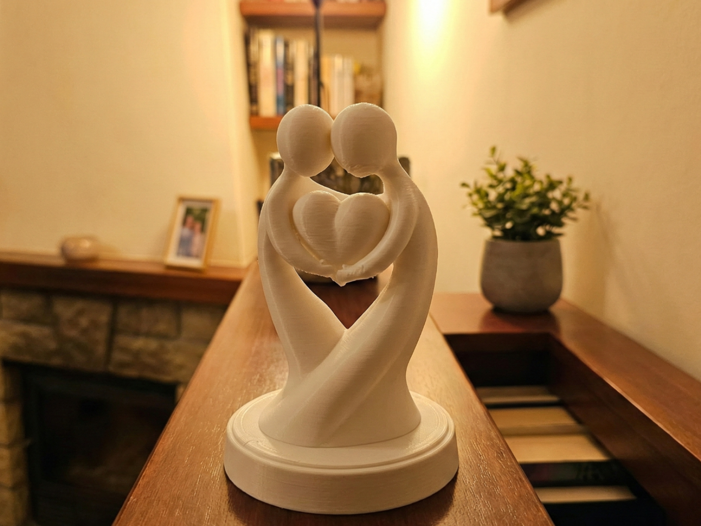 Valentine sculture