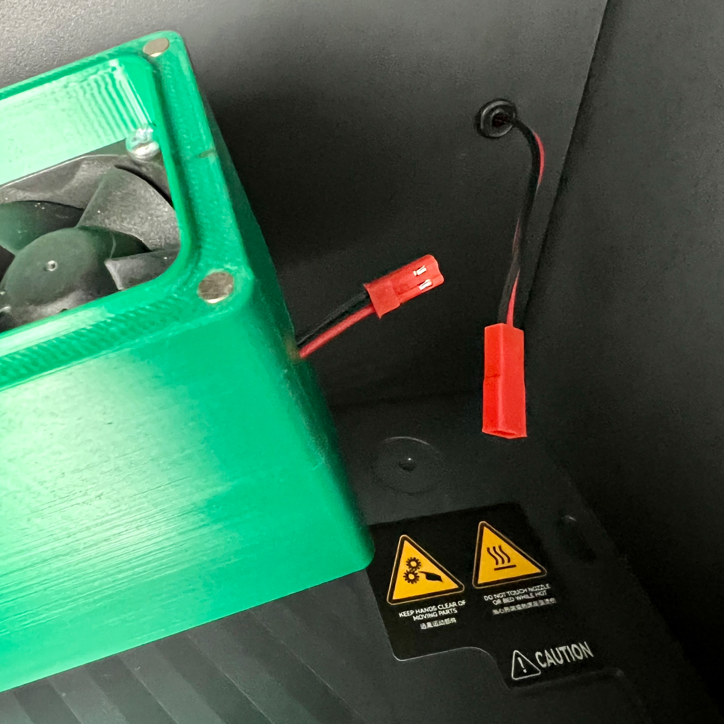 Bentobox 12V Cable Routing