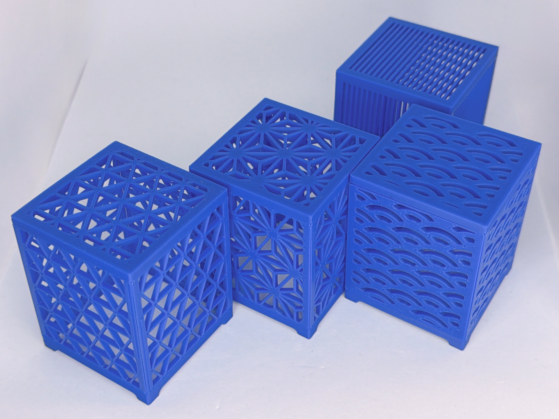 「組子」模様の灯篭("Kumiko" Pattern Tōrō _ JapaneseLantern)