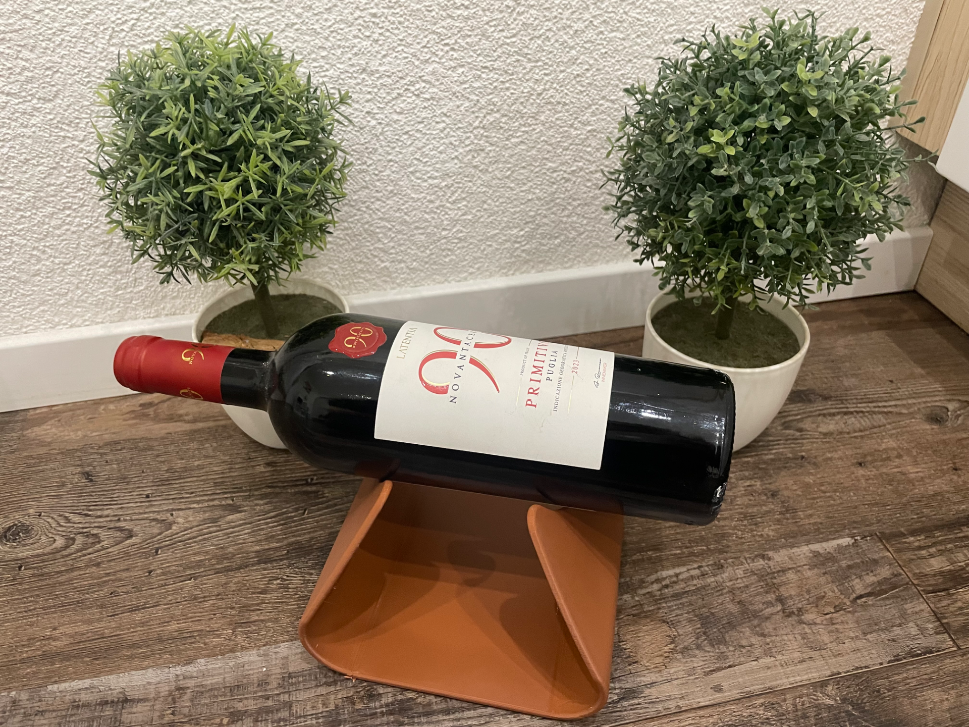 Eleganter Weinflaschenhalter – stilvoll