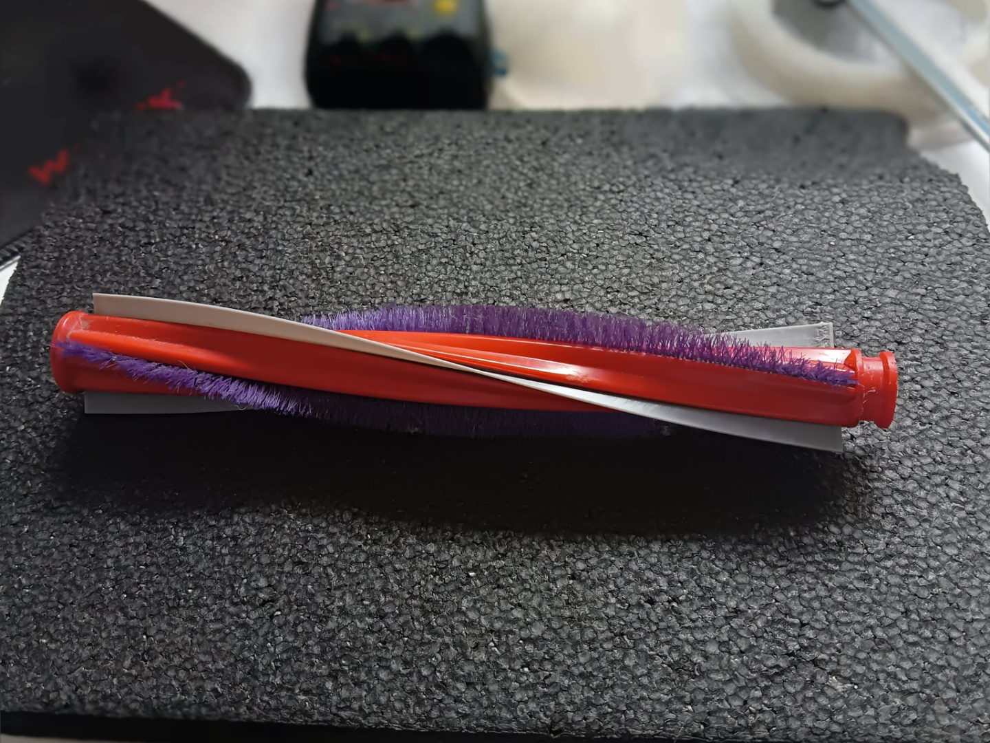 Dyson sweeping slat