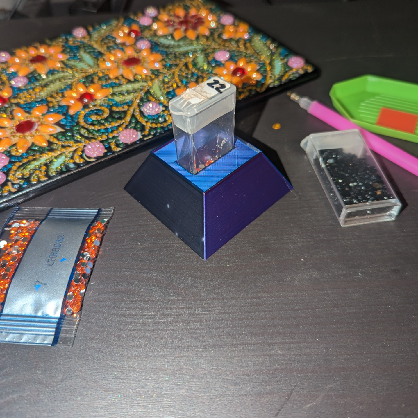 Holder for 5D Diamond Painting