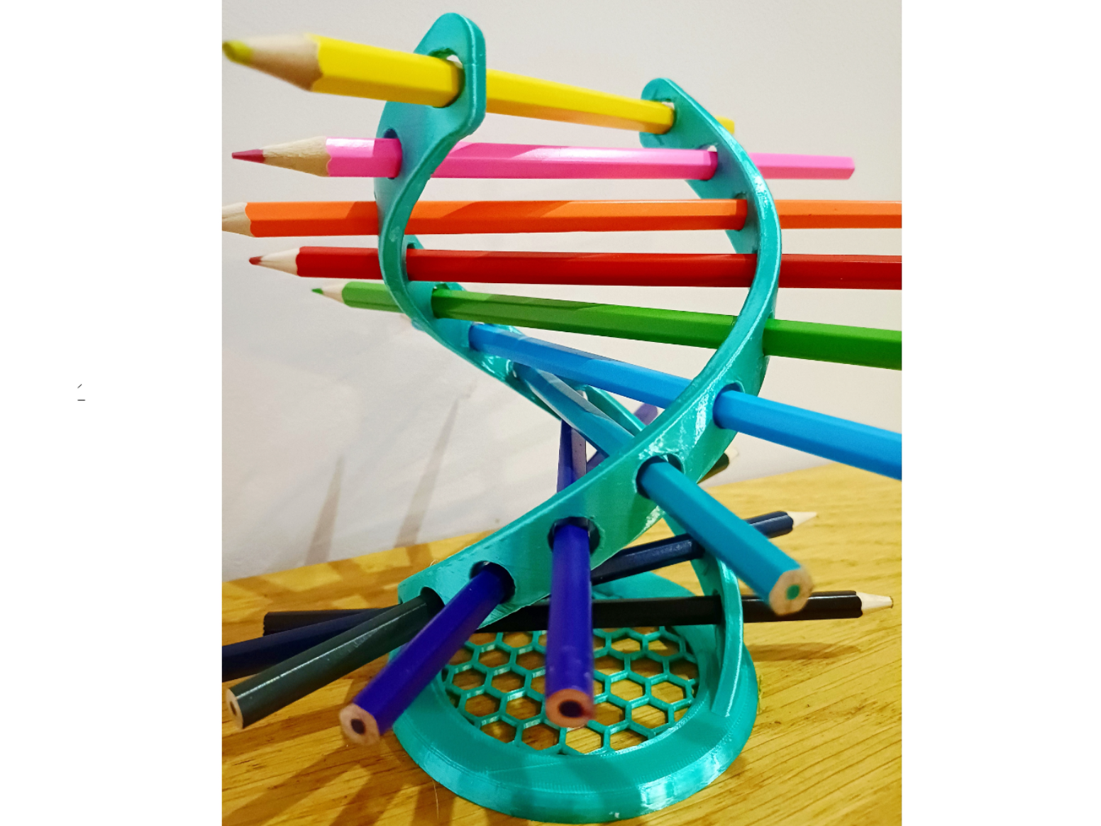 Pen / crayon / pencil holder double helix DNA