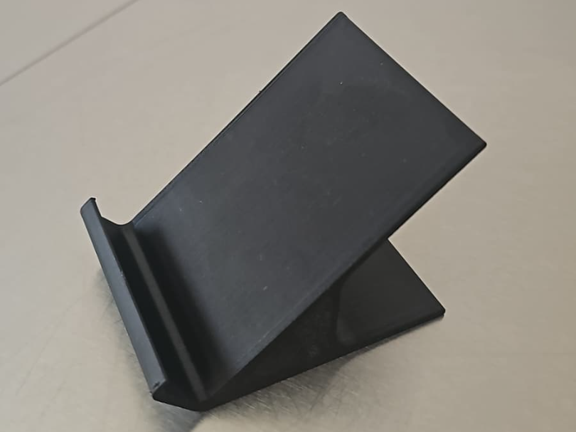 Very simple cellphone holder 40° for media viewing