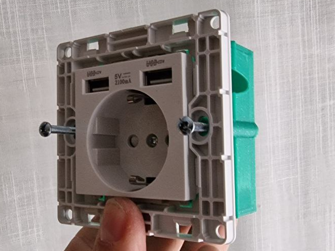 Caja enchufe empotrar Flush-mounted socket box
