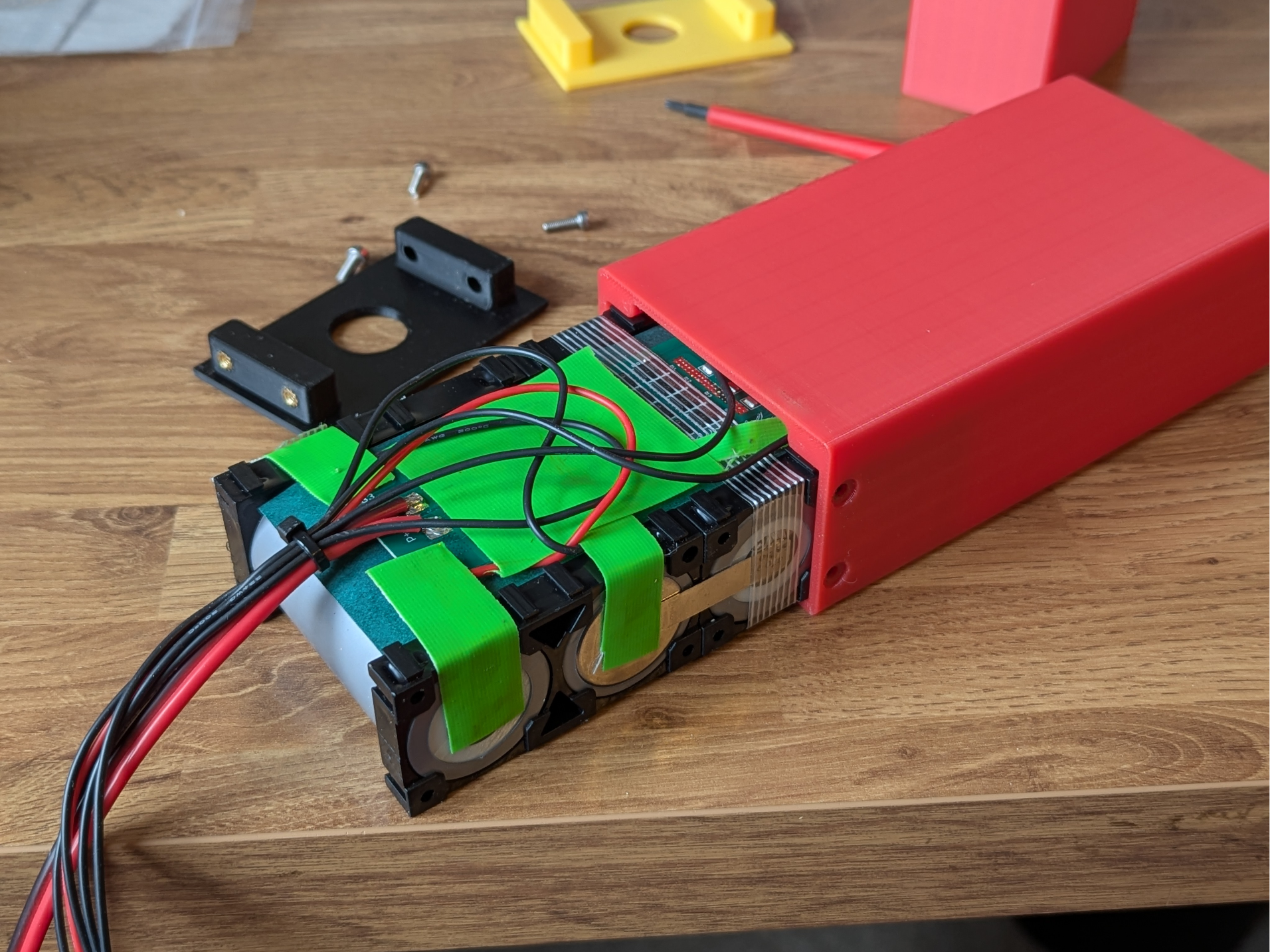 4s 32700 LFP LiFePo4 12.8v battery case