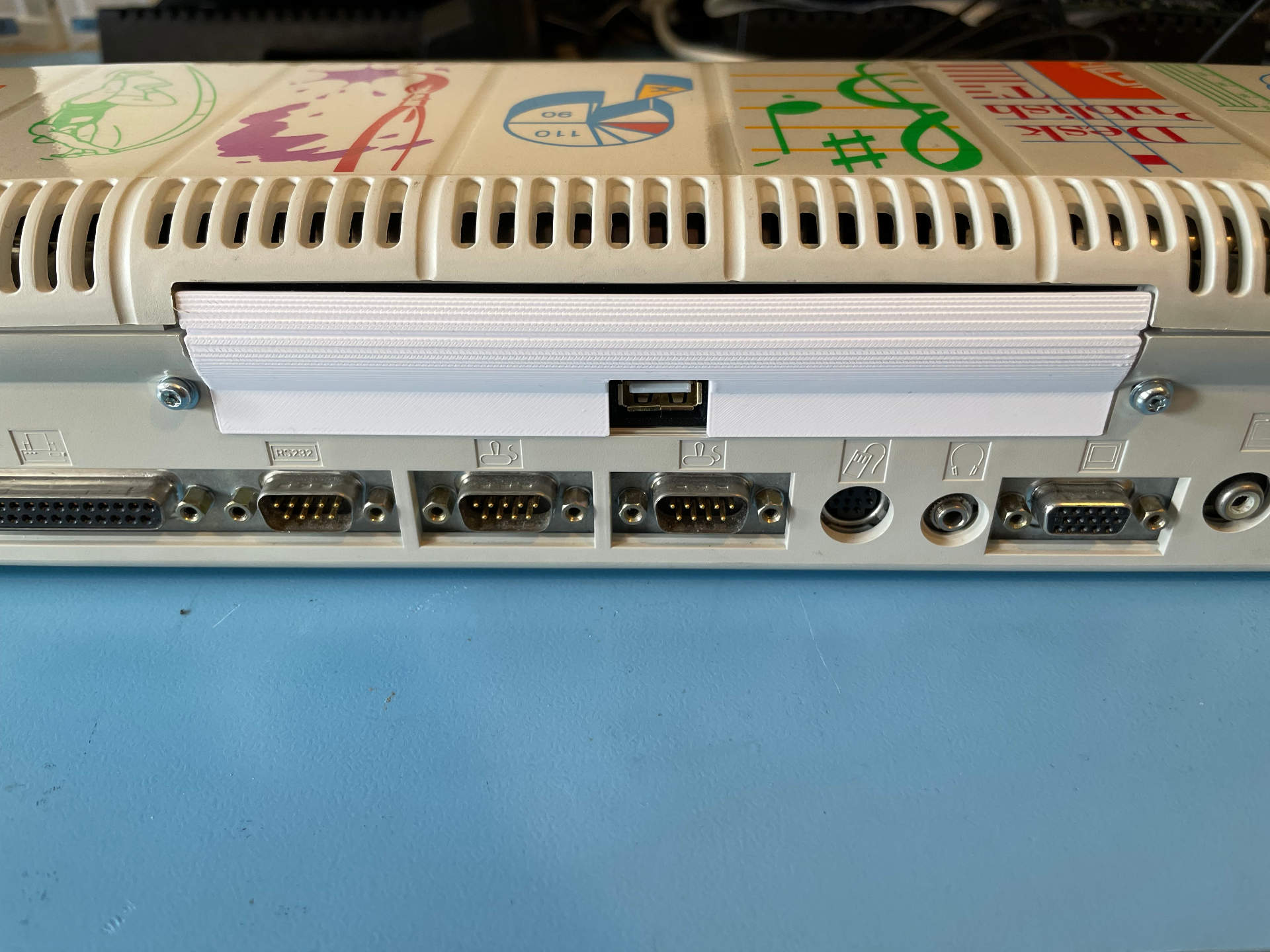 Acorn A3010 A3020 USB Lead holder and Back Door