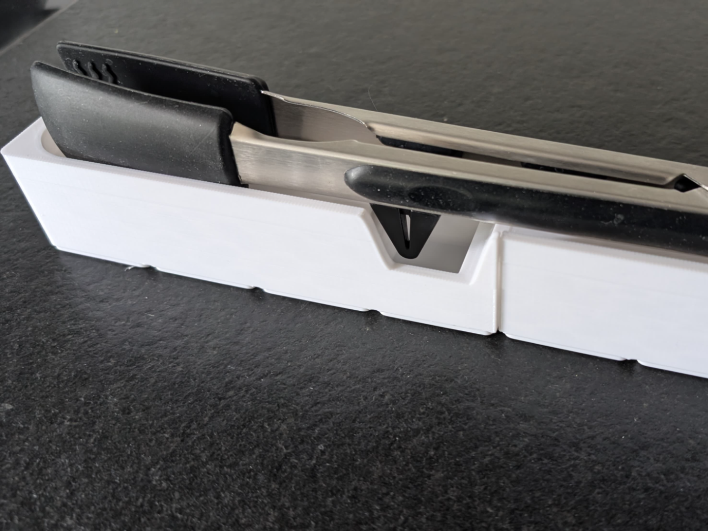 Gridfinity Ninja Airfryer Silicon Tong Holder