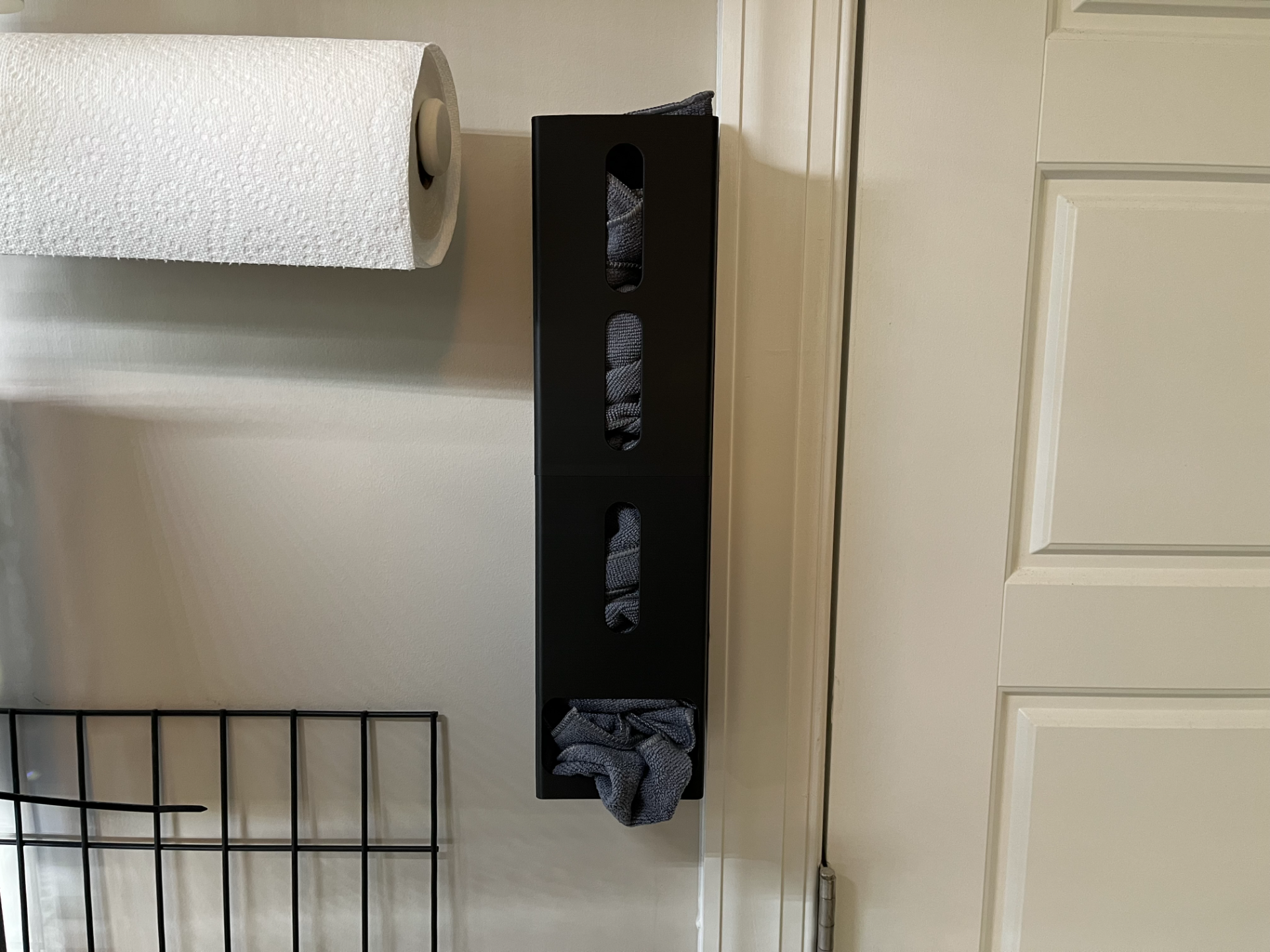 Rag Dispenser - Sock Dispenser - Bag Dispenser