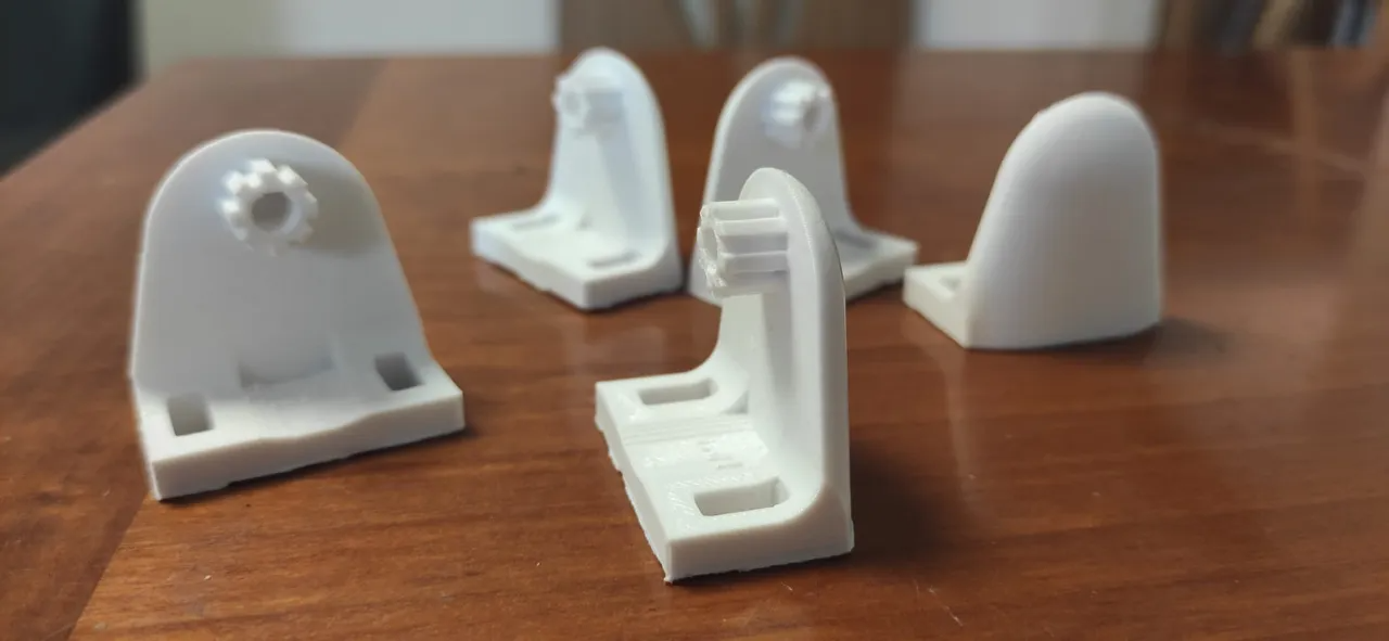 Window Roller Blinds Support