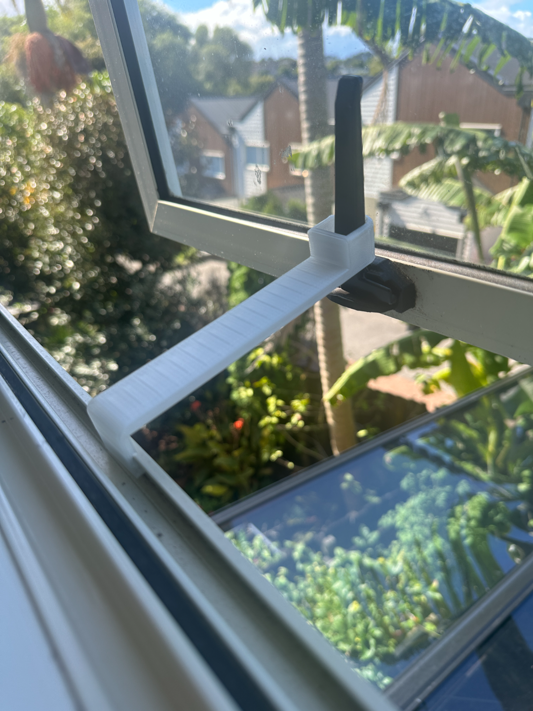 Window Latch Holder v2