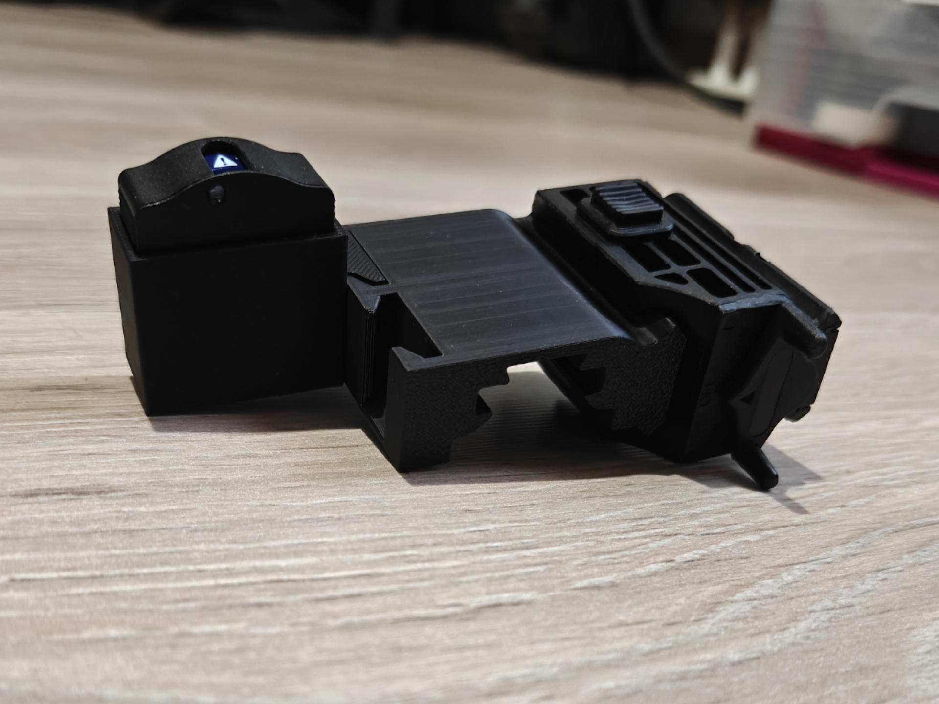 Gammo Arrow - magazine holder / picatinny adapter