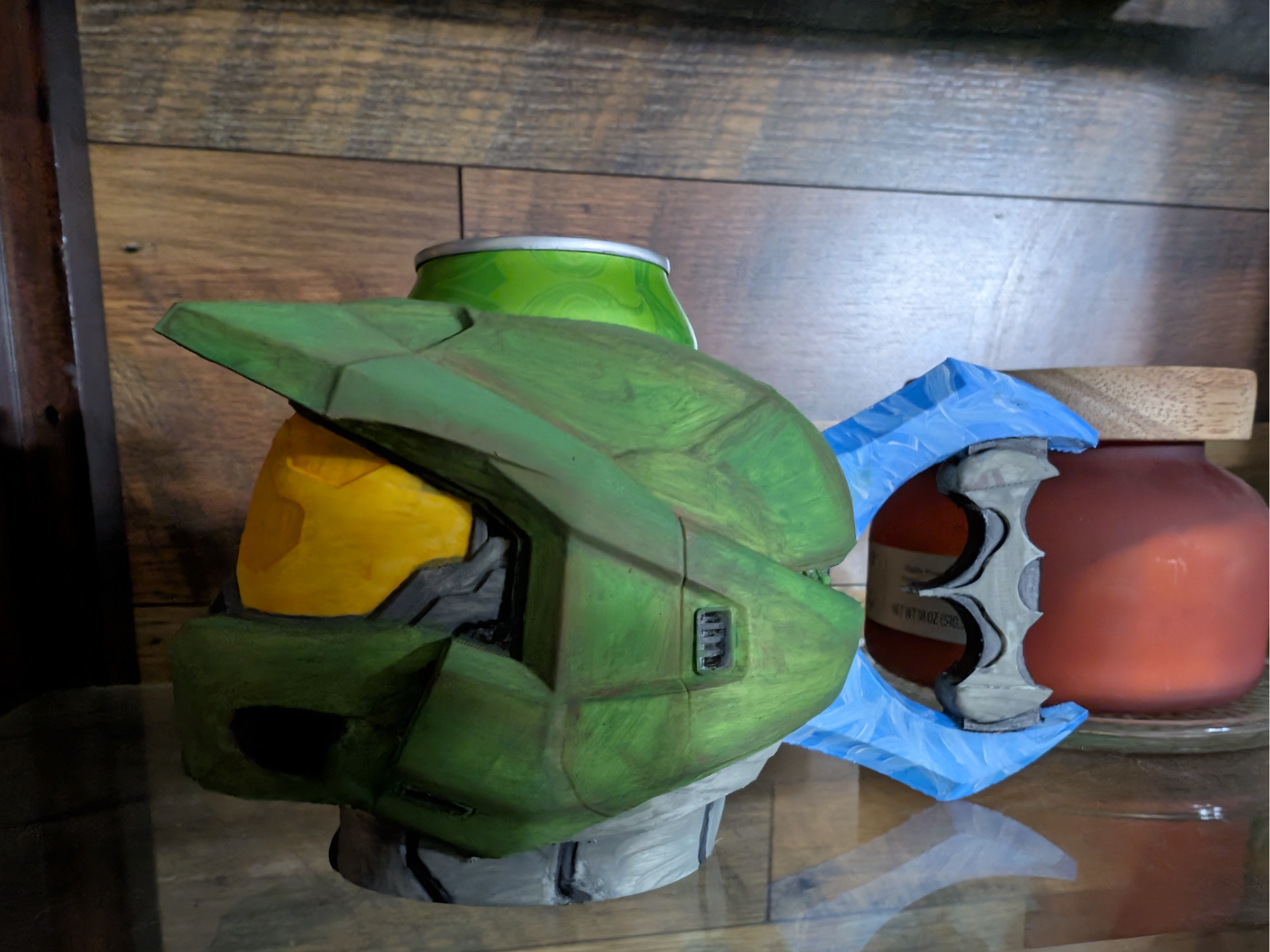 Masterchief can holder