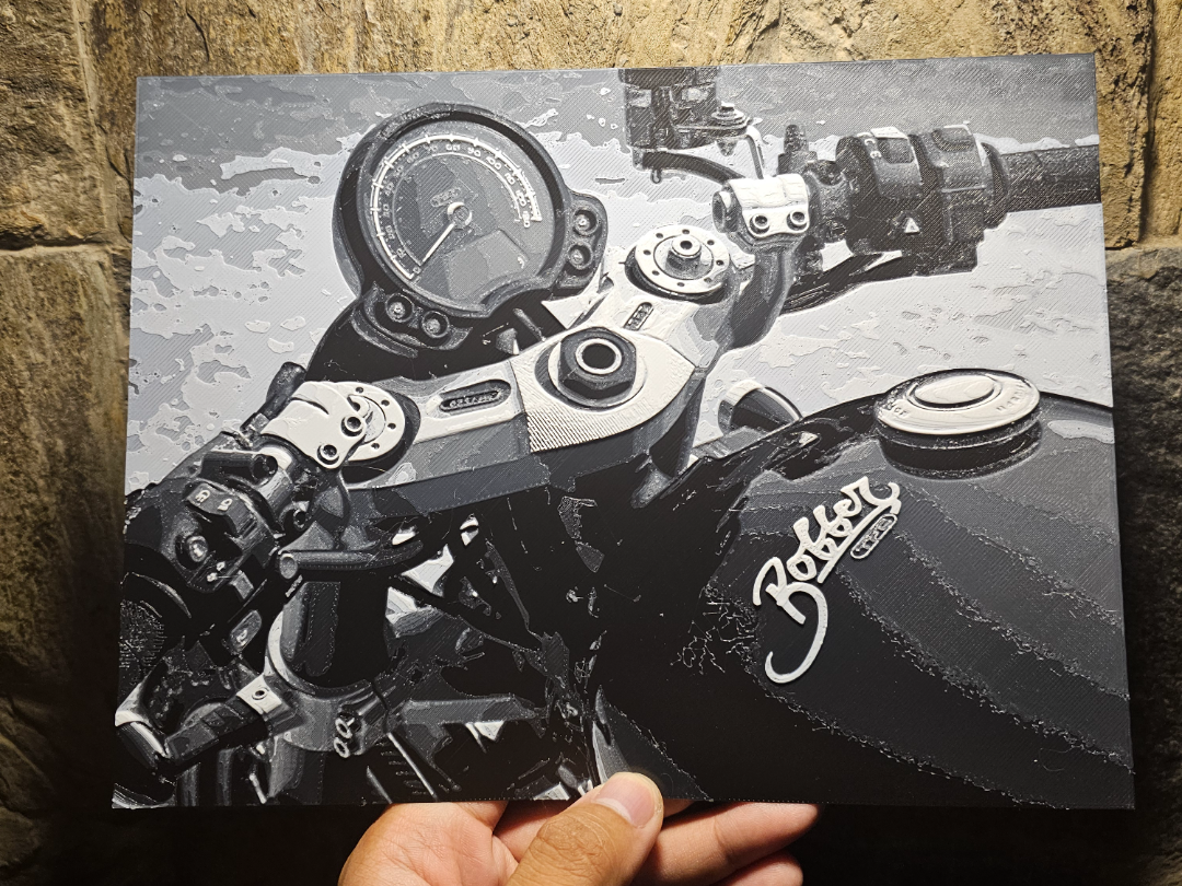 Triumph Bonneville Bobber TFC Close up Hueforge