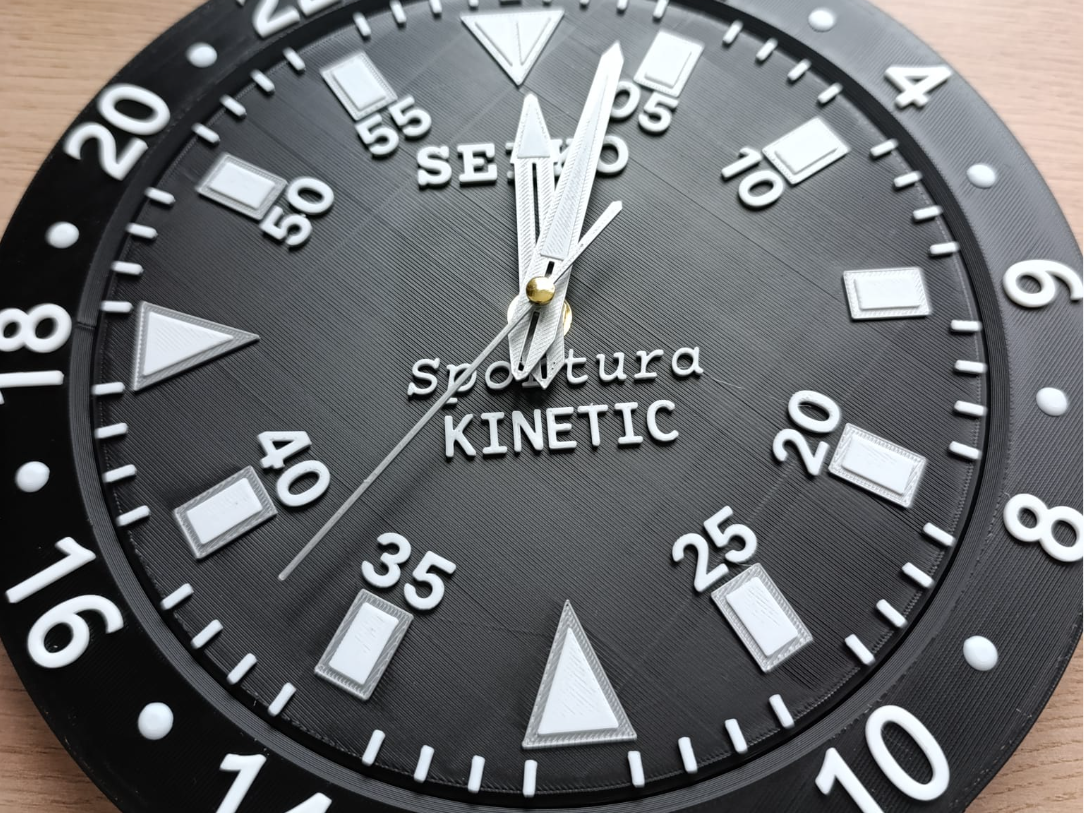 Clock Sportura GMT Kinetic