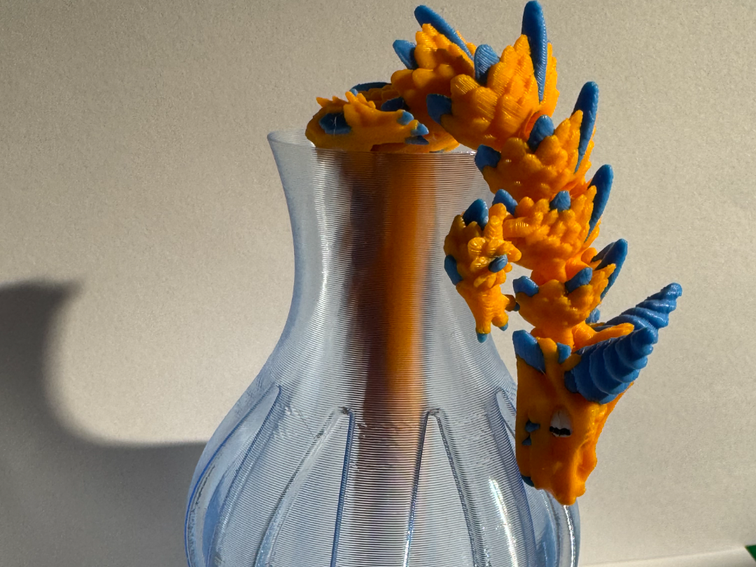 Moderne eckige Vase