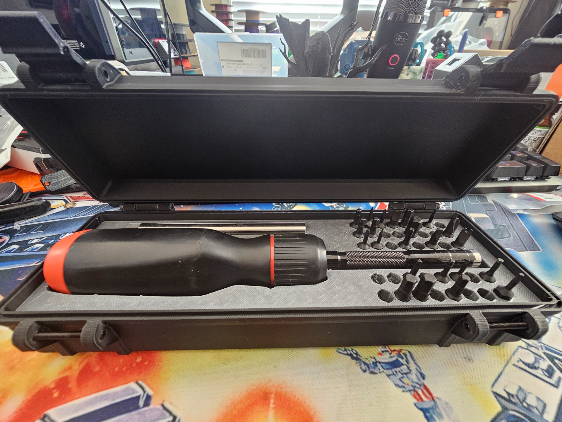 LTT Screw Driver Holder + 40 bits with Extension - Case