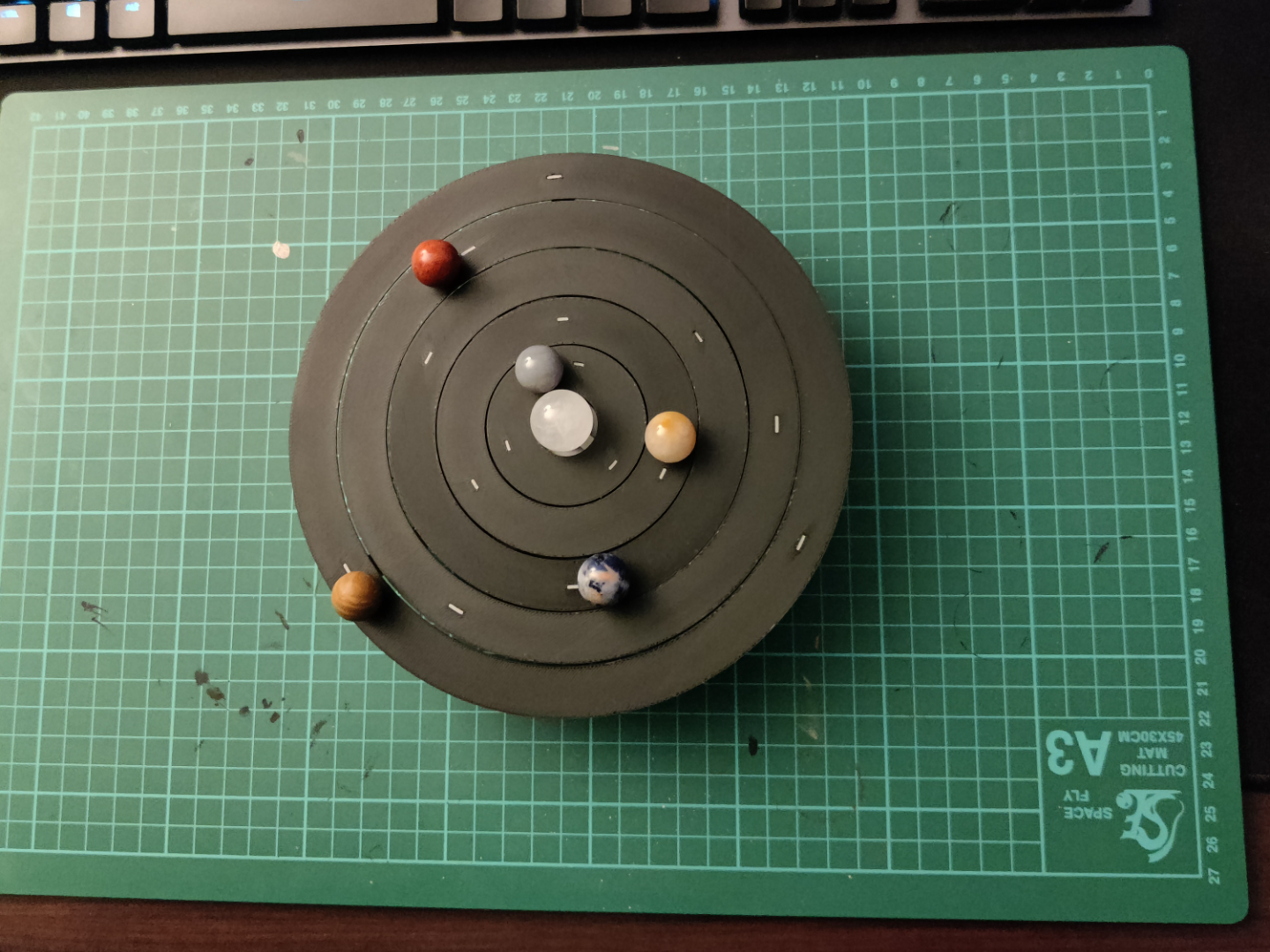 Blake's 5 Planet Planetarium - v1