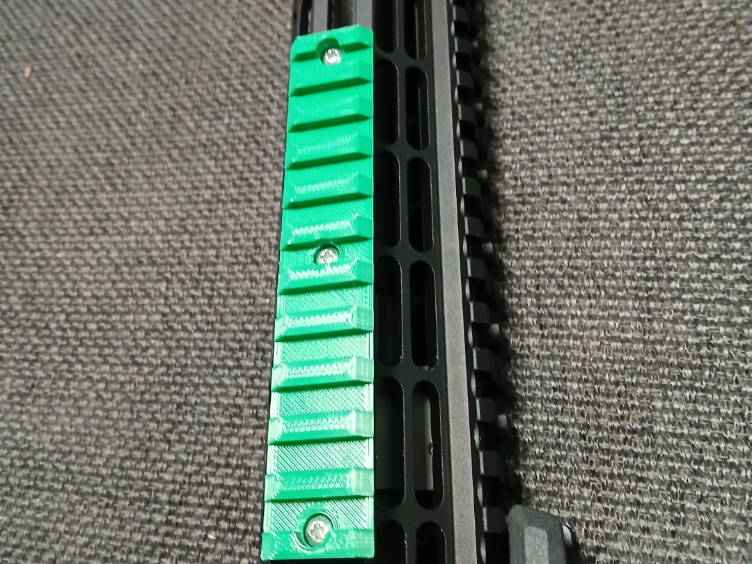 Ris rail (11+12 slots)+M-LOK mont