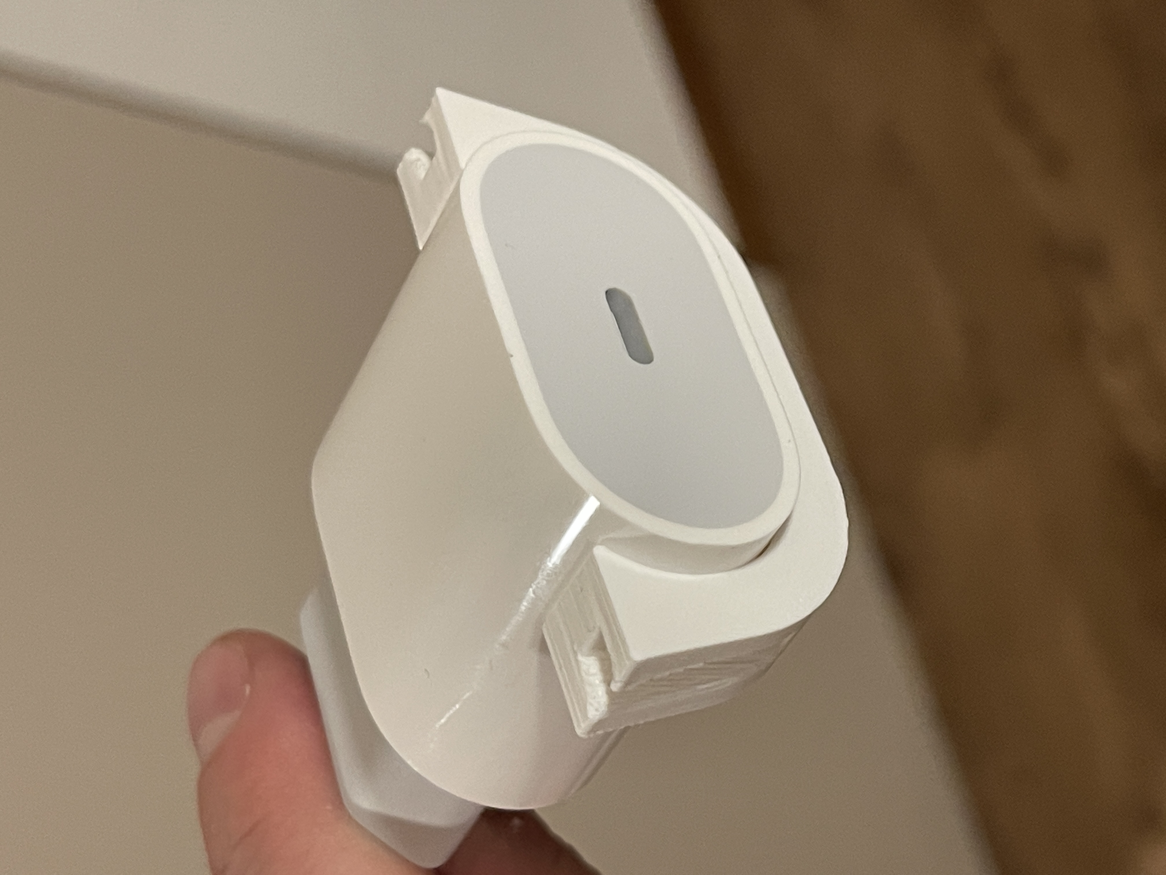 On Charger Cable holder for iPhone USB-C