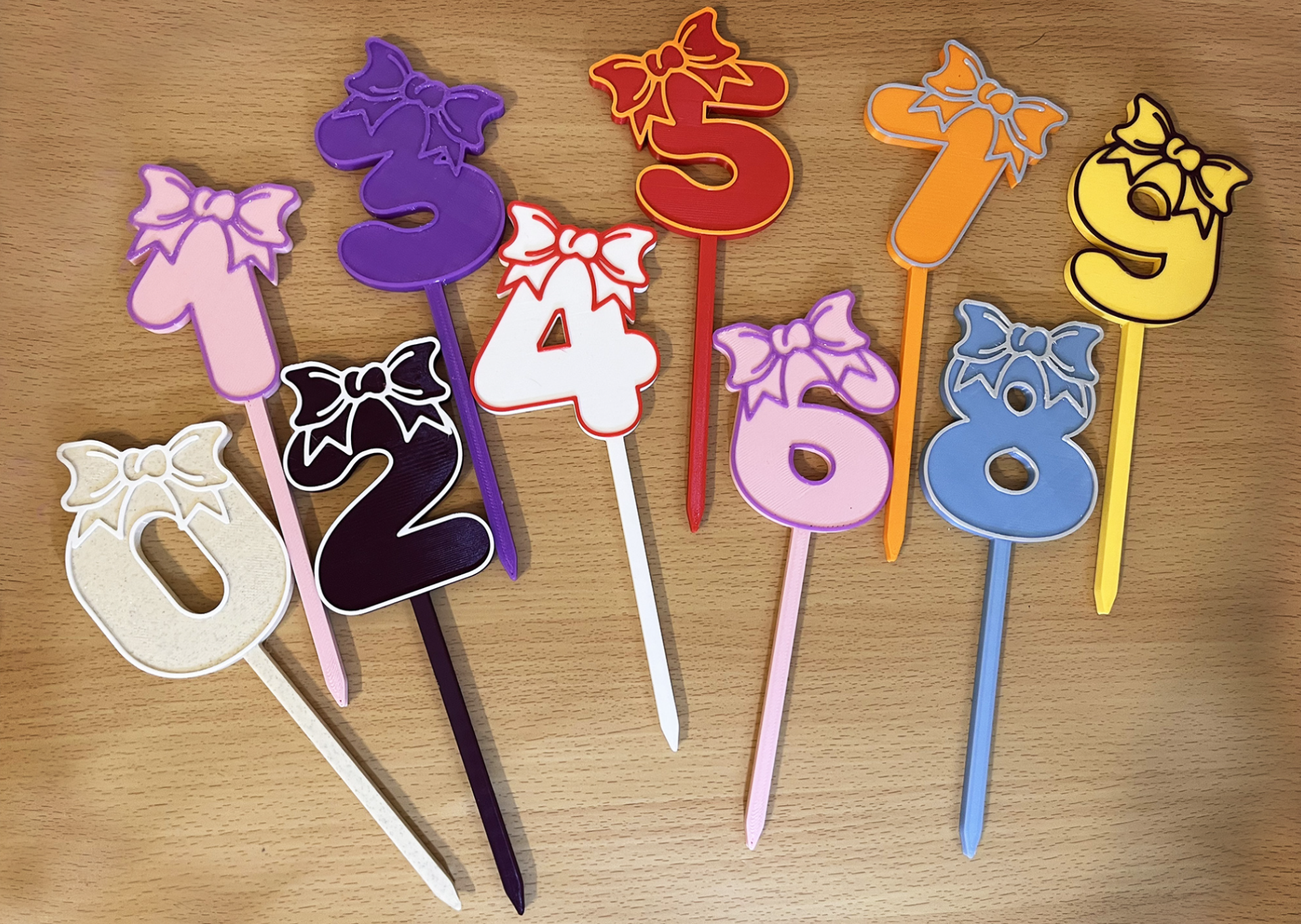 Numbers as cake toppers | Zápichy ako číslice
