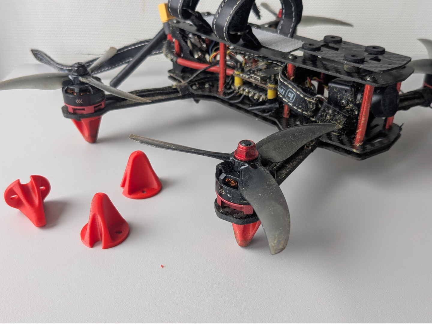 FPV tall landing pad