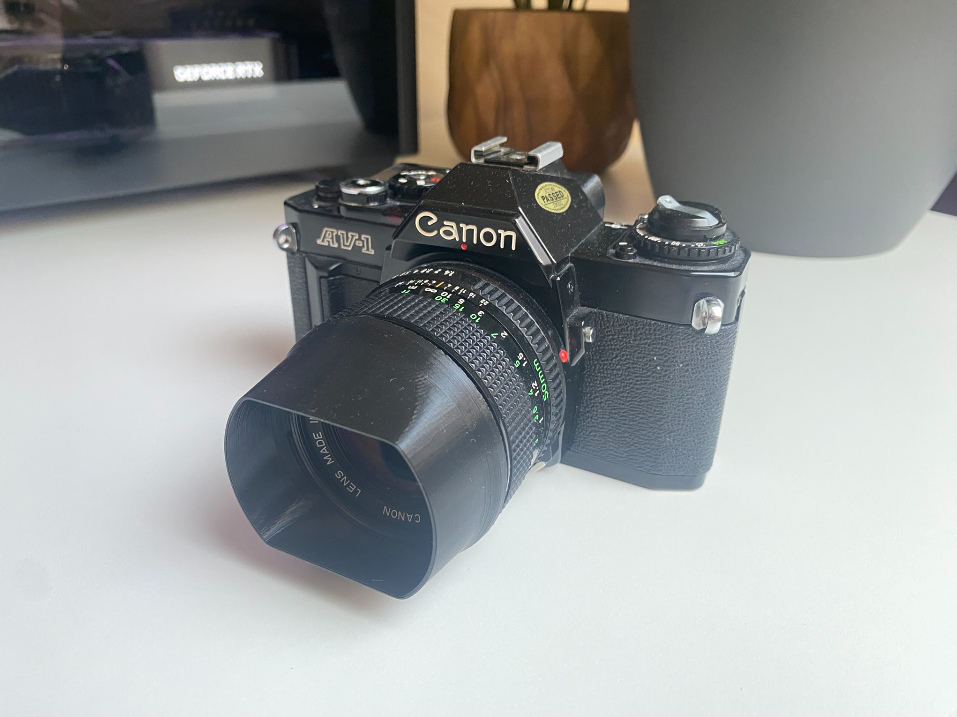 Canon FD 50mm lens hood V1