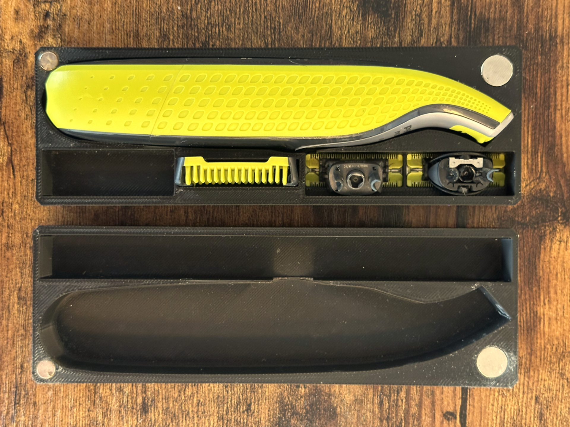 Slim Phillips Norelco OneBlade Case