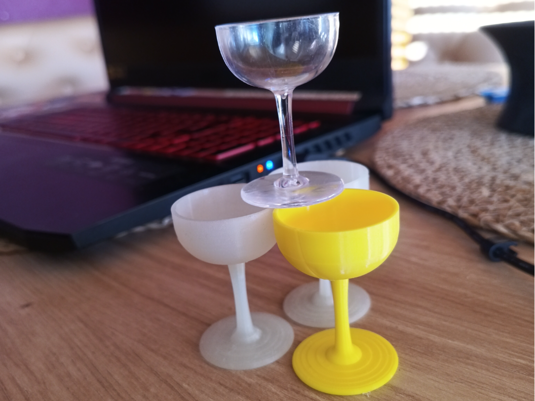 Schampus Spiel – Ersatz Sektglas (3D Druck)